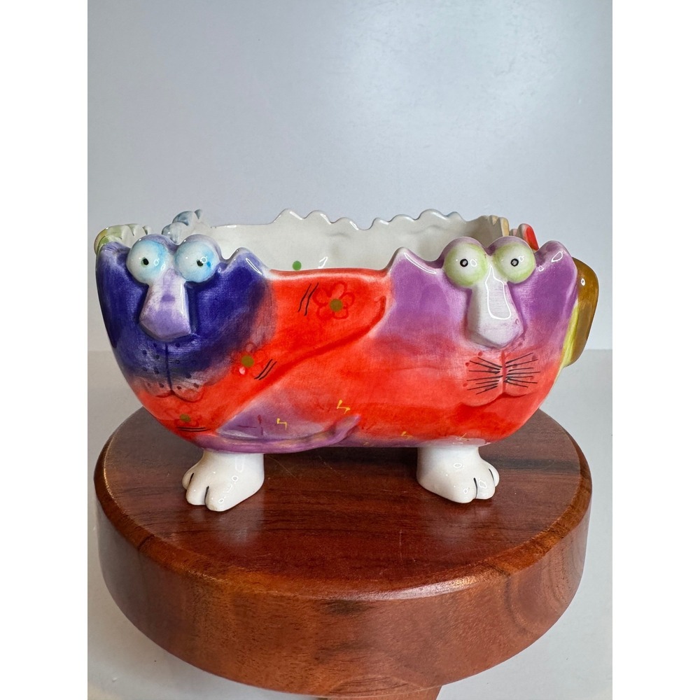 VTG‎ Studio Designworks Hand Painted Cat Bowl on Feet Whimsical Folk Art Pottery